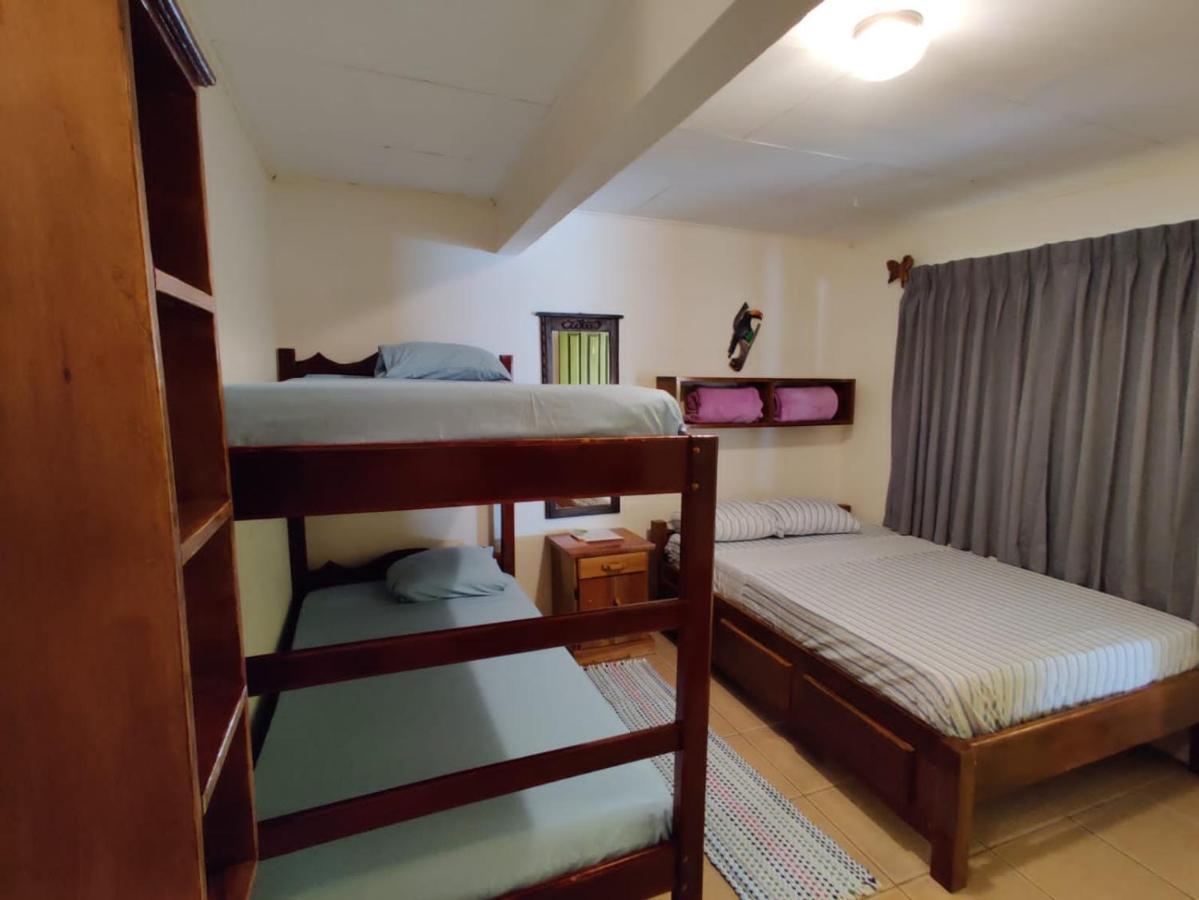 Cabinas Pura Vida B&B Tour Operator Drakes Bay Екстериор снимка
